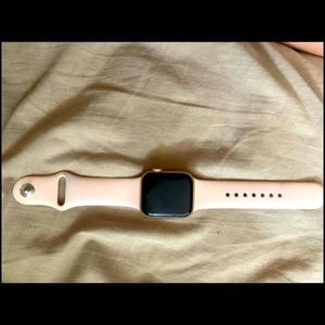 Apple Watch series 5 brand new with accessories
